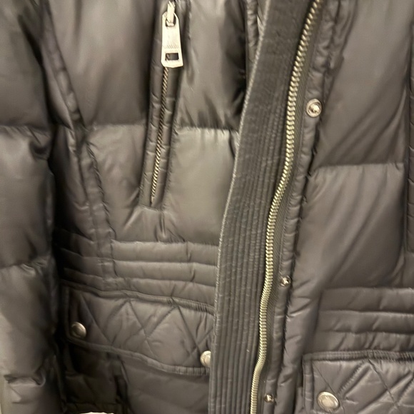 Burberry Brit Puffer Jacket in Black, size Medium - Picture 9 of 14